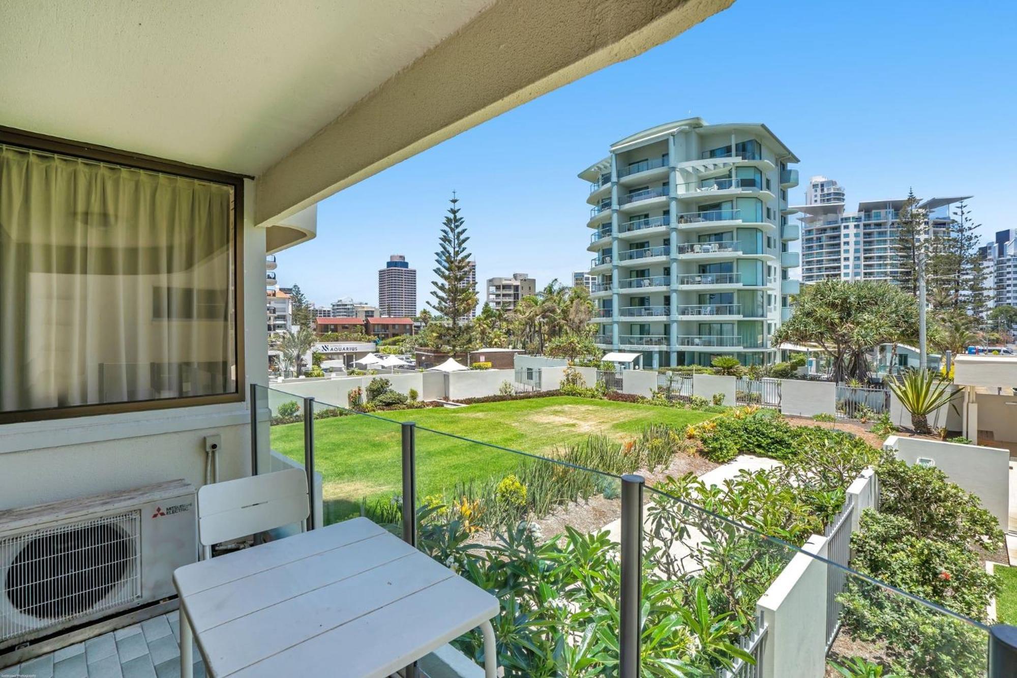 Dorchester On The Beach Gold Coast Eksteriør billede